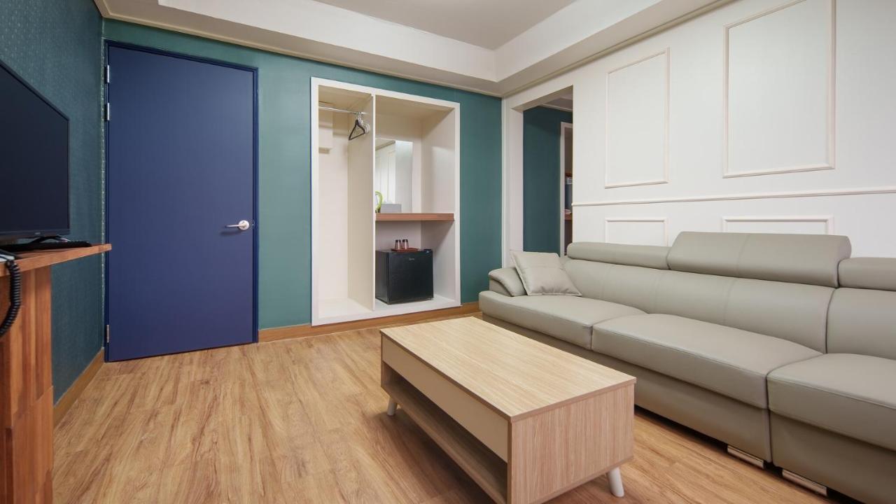 Hiker Hotel Jeju Exterior photo