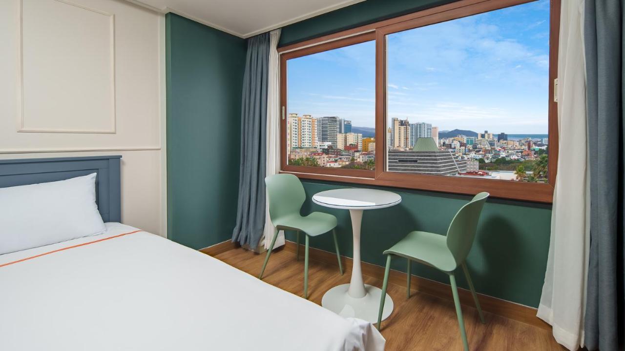 Hiker Hotel Jeju Exterior photo